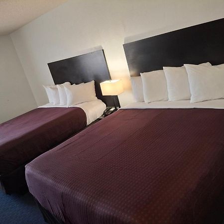 Fairbridge Inn & Suites Sunnyside Экстерьер фото
